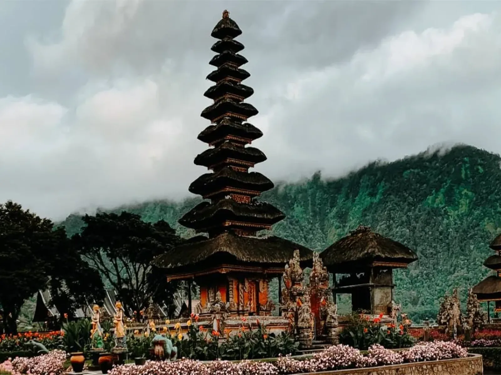 Ulun Danu Beratan Temple Bali