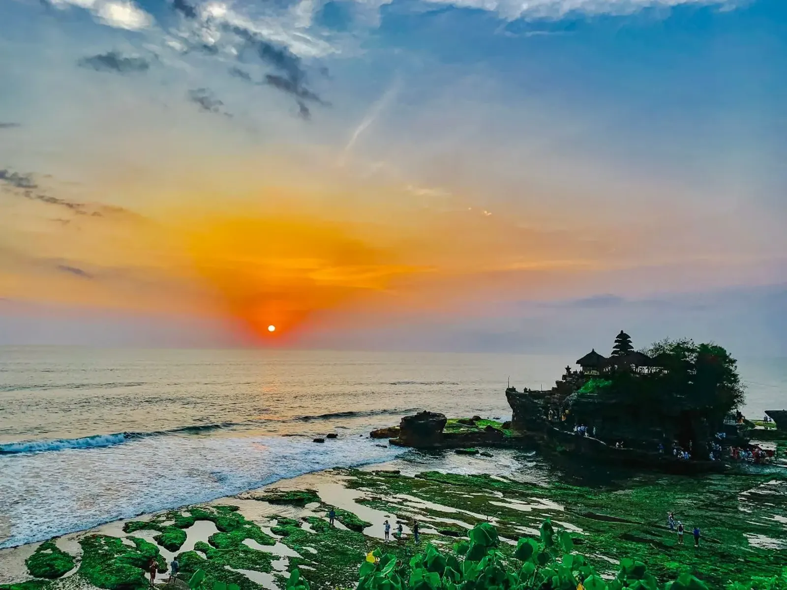 Tanah Lot Sunset & Temple Tour